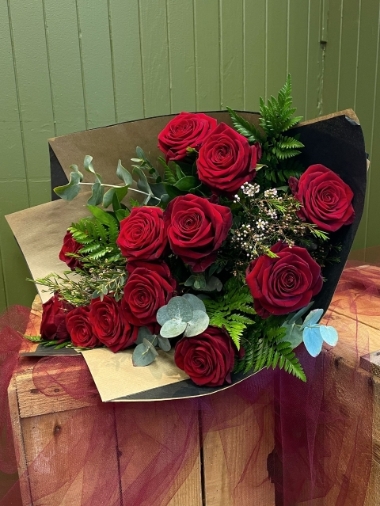 Mothers Day Dozen Roses